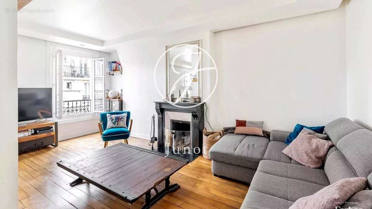 Appartement à PARIS-18E