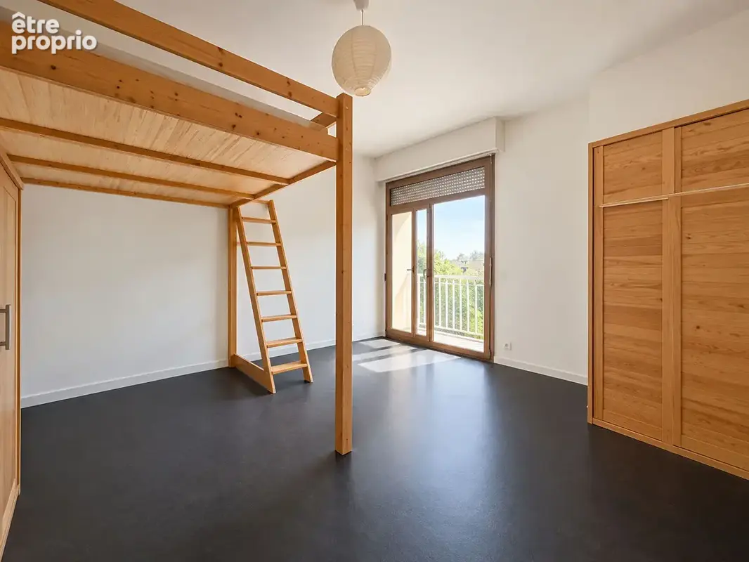 À VENDRE - GRADIGNAN HYPER CENTRE - T4 avec balcons, parking et cellier - photo 13