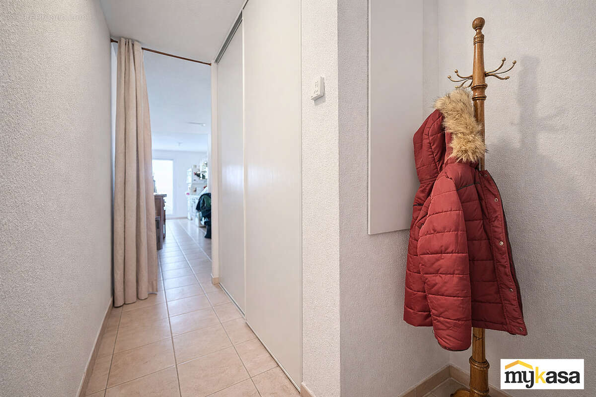 Appartement à PORT-SAINT-LOUIS-DU-RHONE