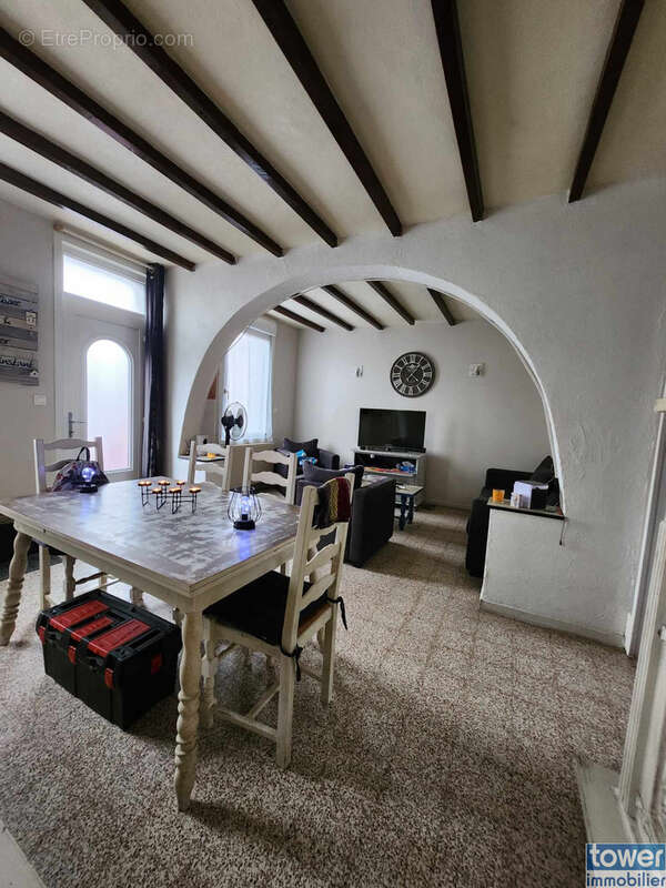 Maison à CALONNE-RICOUART