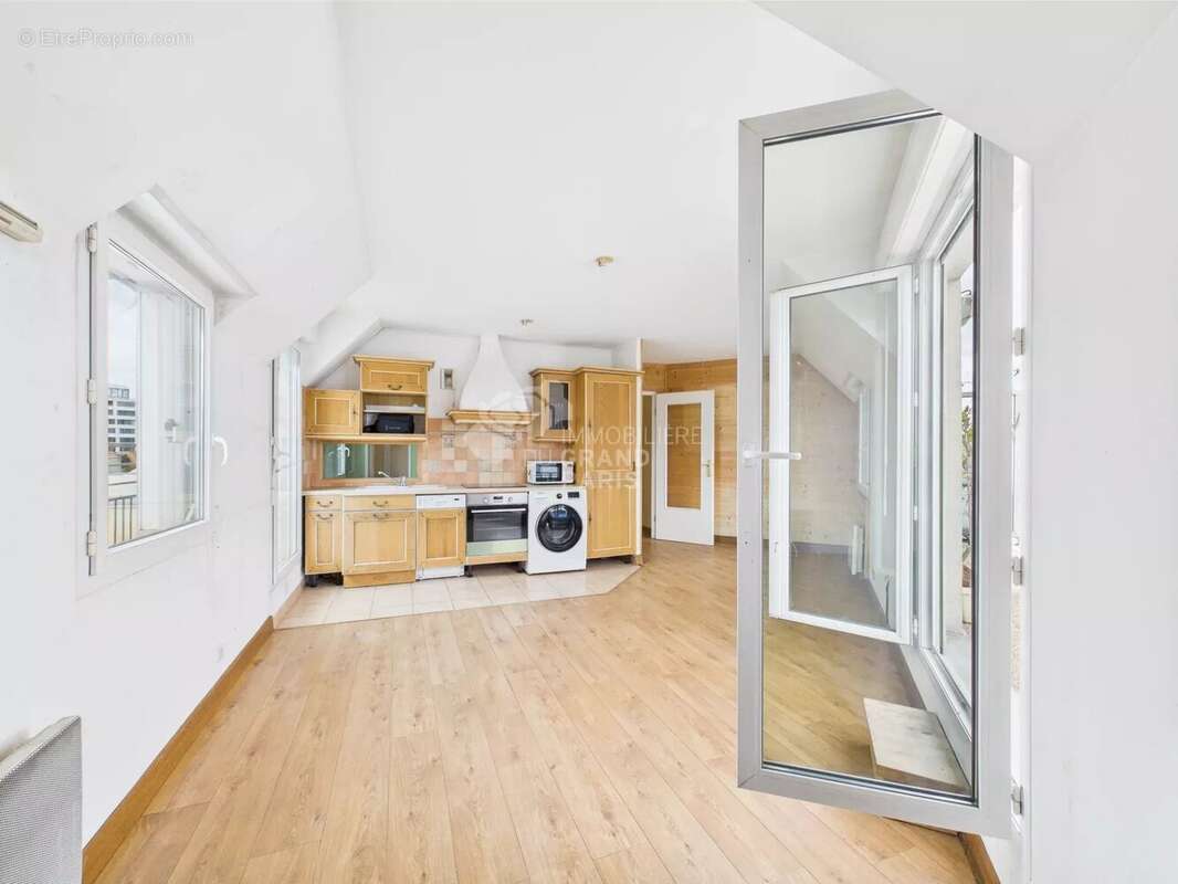 Appartement à IVRY-SUR-SEINE