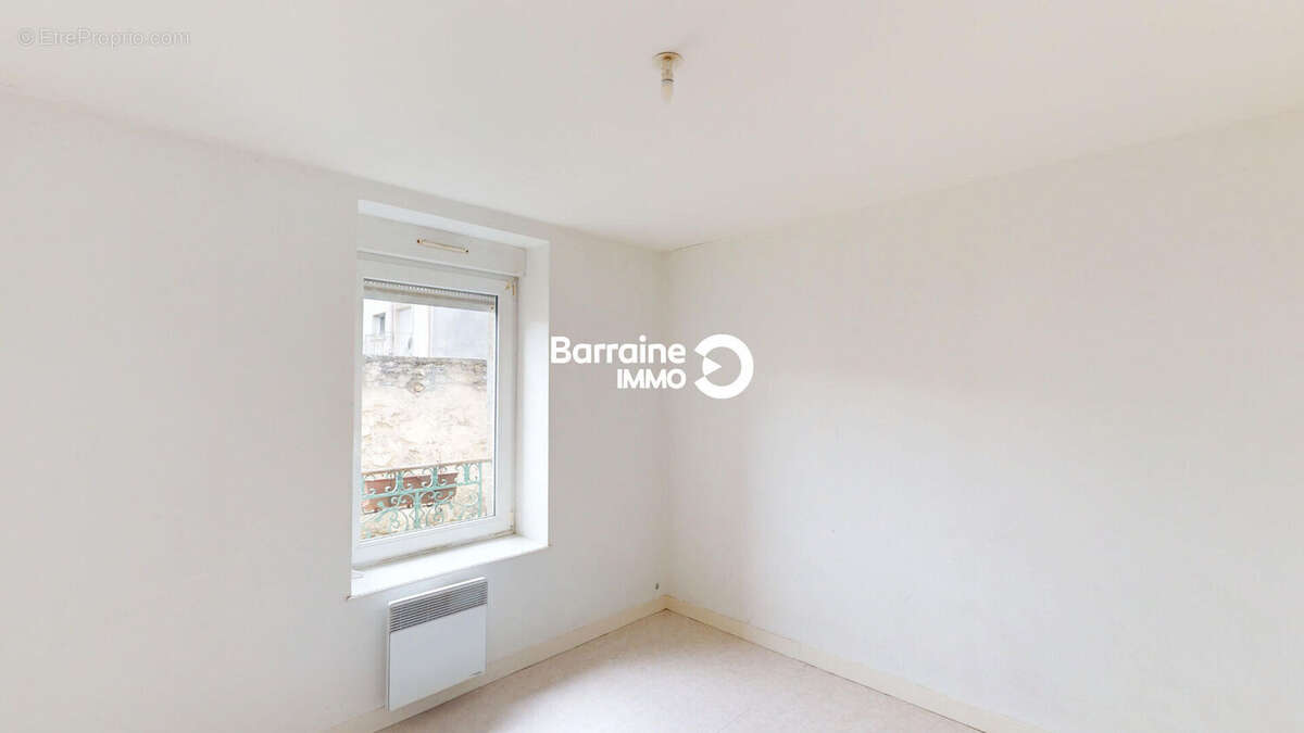 Exclusivité Brest - Secteur Saint Martin - Place Guérin - Appartement T3 Duplex situé en arrière cour - photo 16