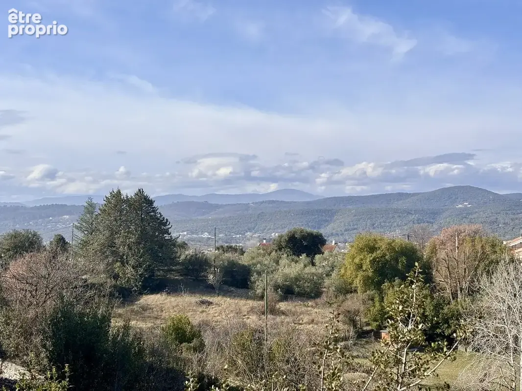 Photo Terrain à Ales au prix de 75 000€