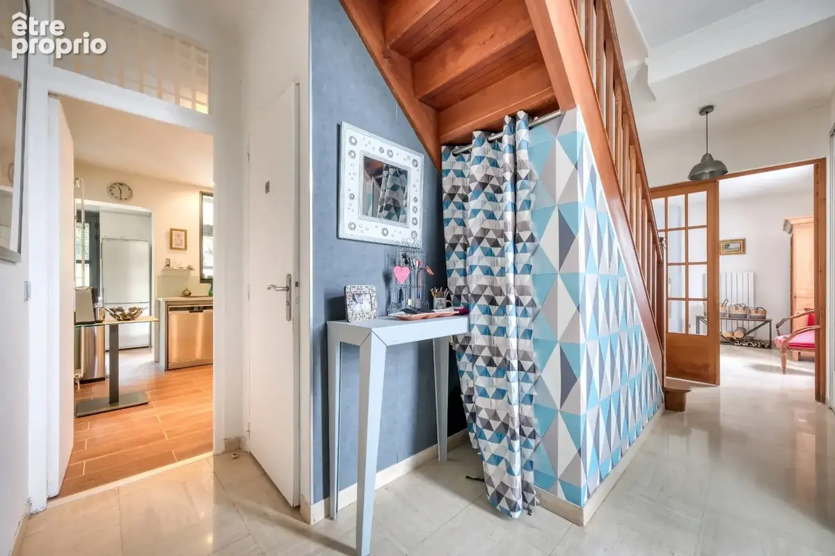 Maison à vendre ORSAY (91), beaux volumes, 5 chambres, ouverture sur jardin, terrain 1000 m2 - photo 9