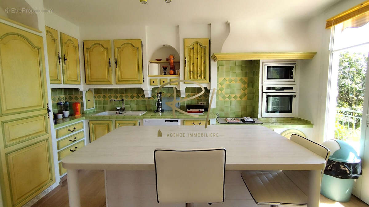 Maison à SAINT-AMBROIX