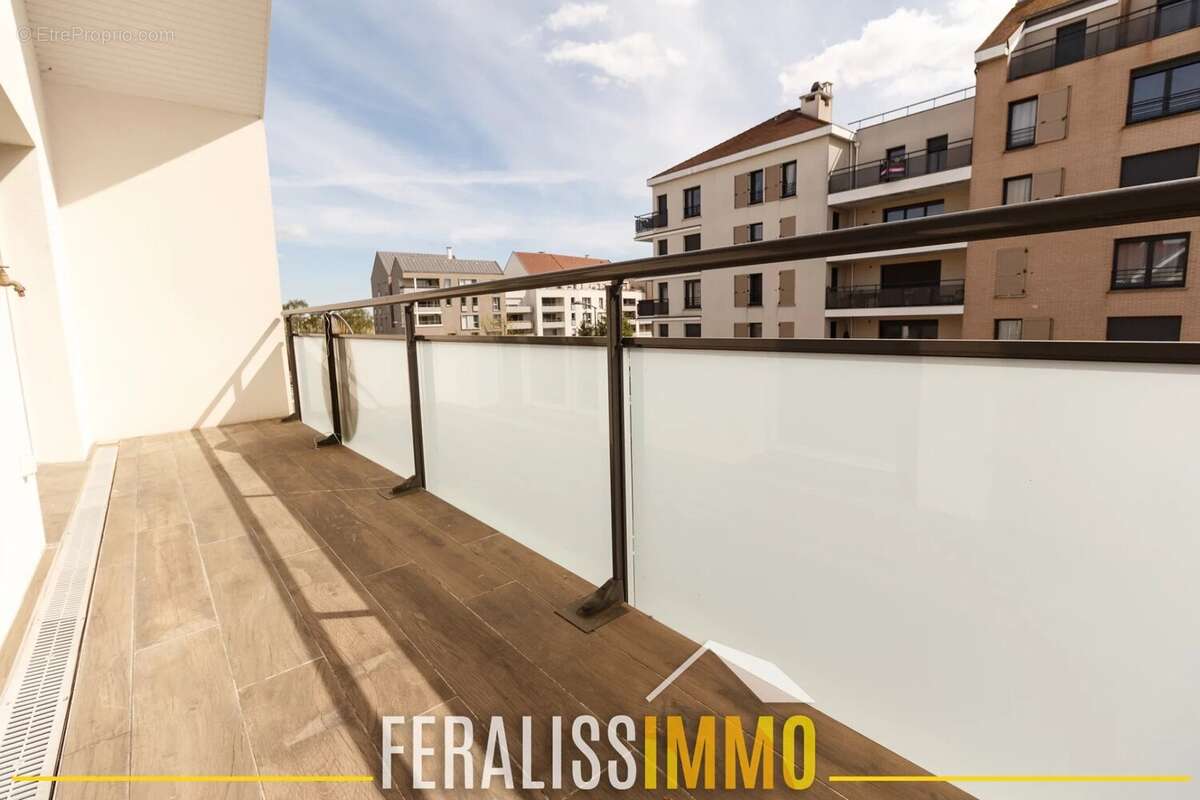 F4 en duplex tout neuf ! - photo 14