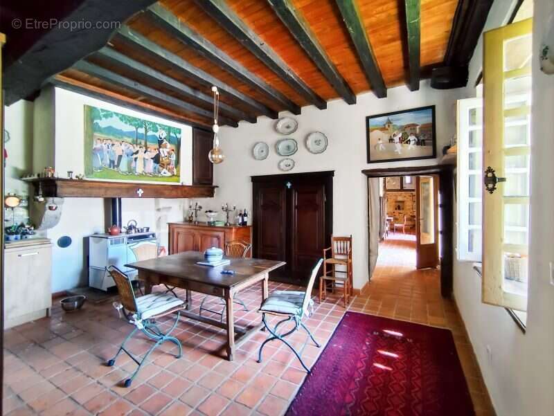 Maison à SAUVETERRE-DE-BEARN