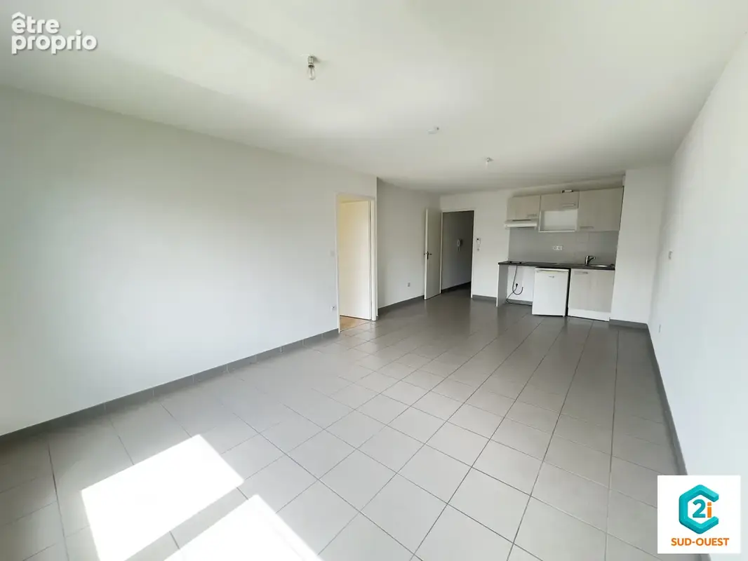 Appartement 2 pièces 45 m² à vendre à Cornebarrieu (31700) - photo 4