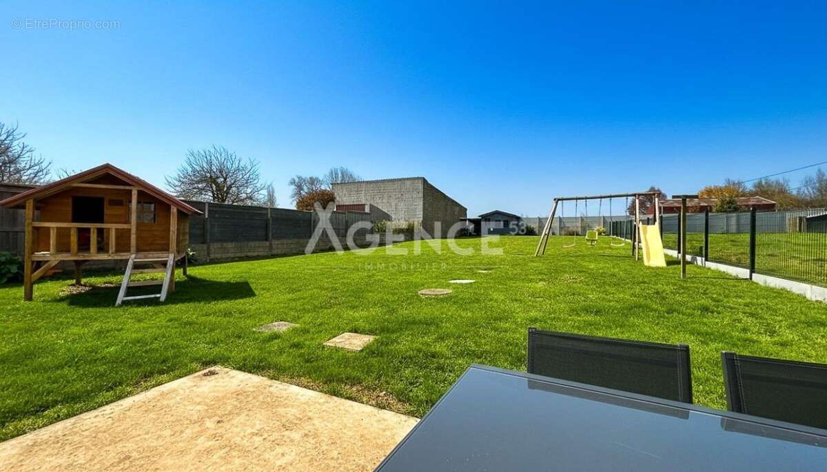 Maison à ROQUETOIRE