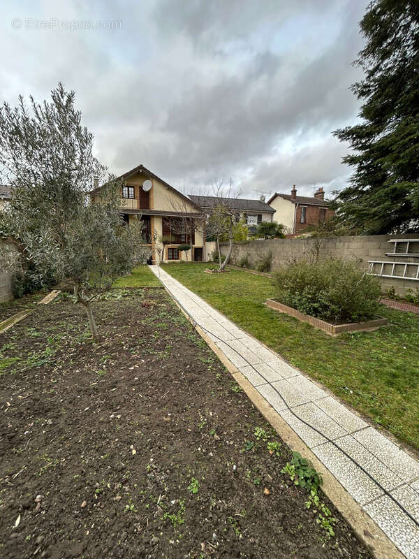 Maison à DRANCY