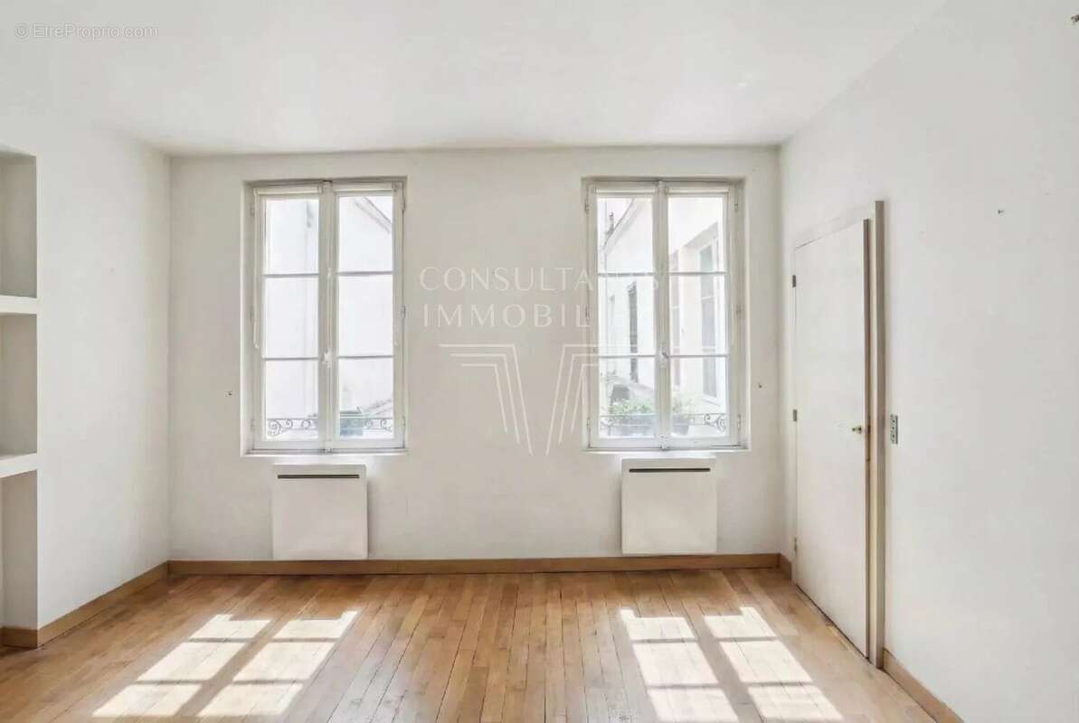 Rue Jacob. Deux-pièces en excellent état - photo 3