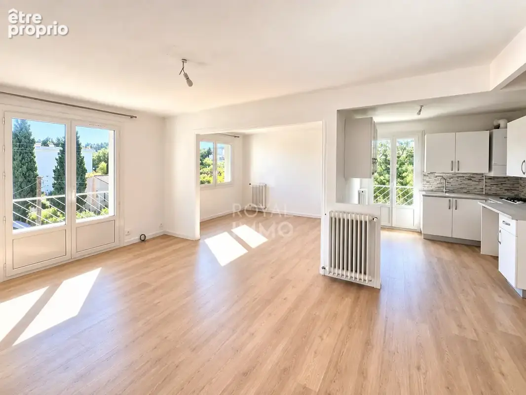 Toulon est   la palasse   t4 de 63 m2 avec balcons et cave - photo 3