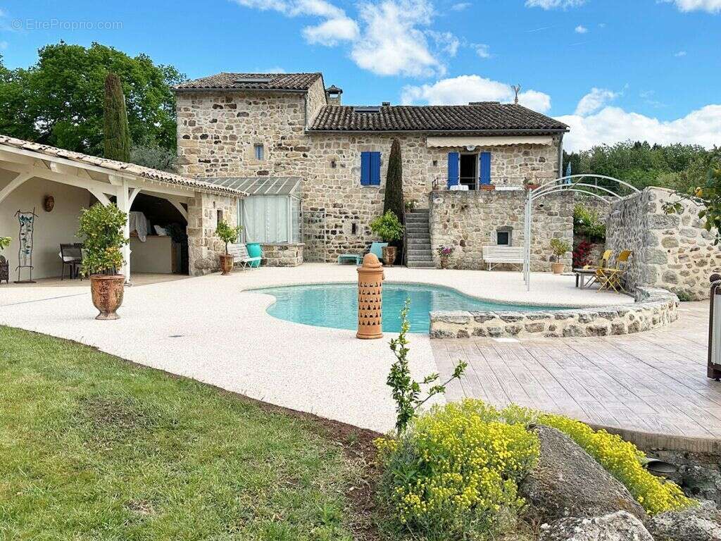Maison à ROSIERES