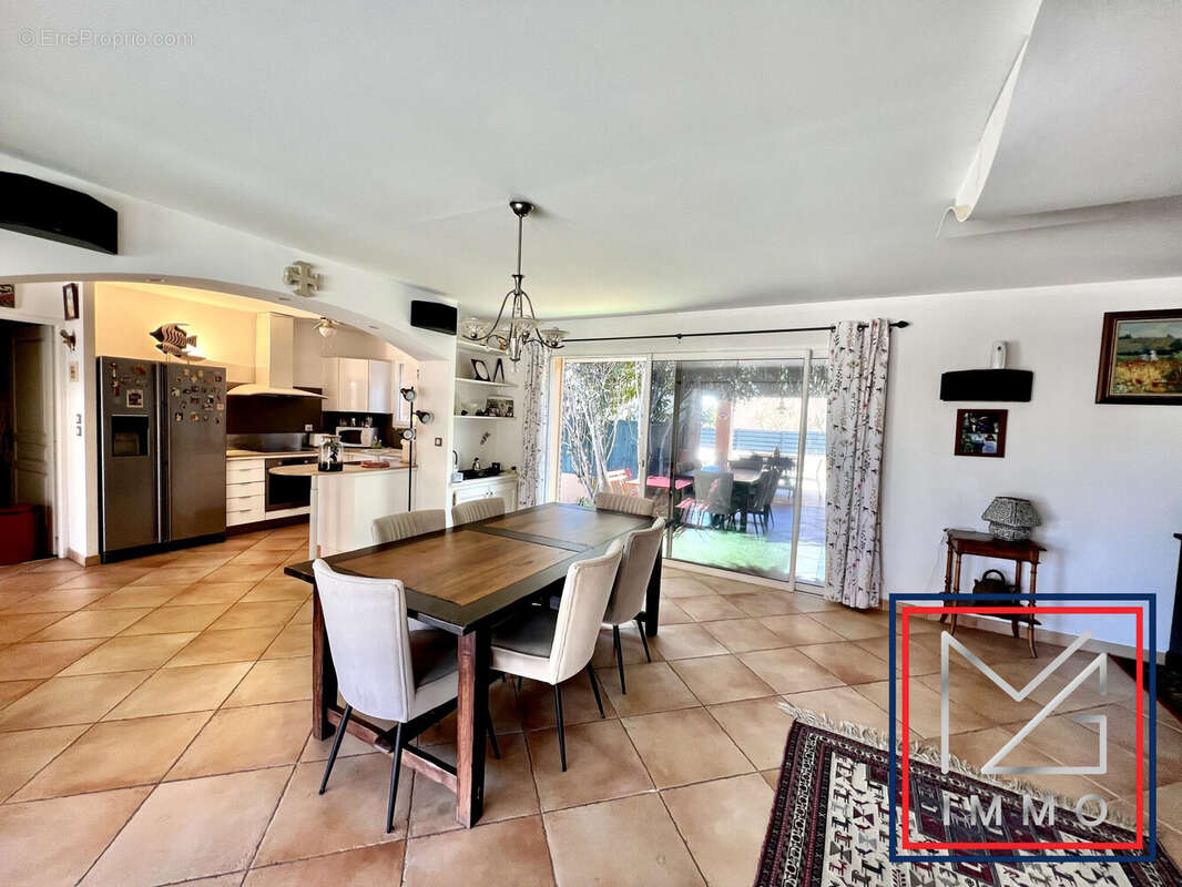 Maison à SIX-FOURS-LES-PLAGES