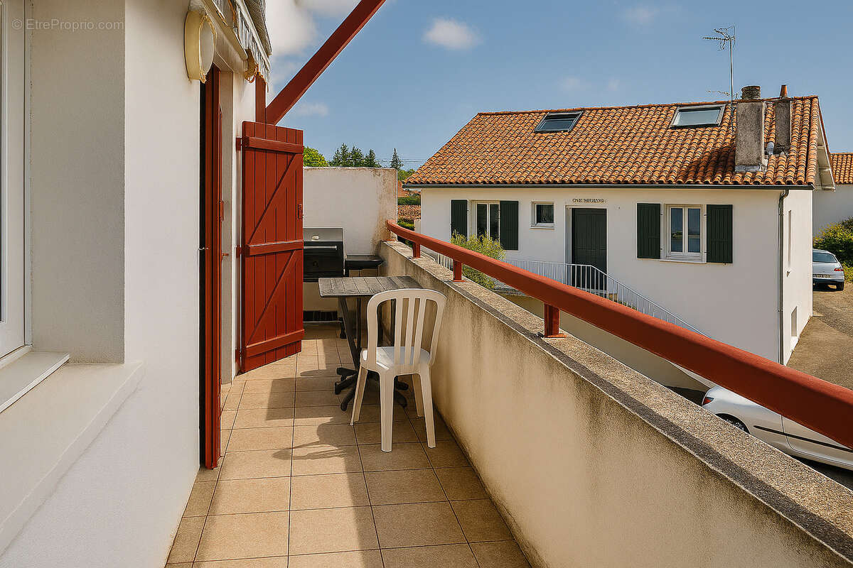 Appartement à CIBOURE