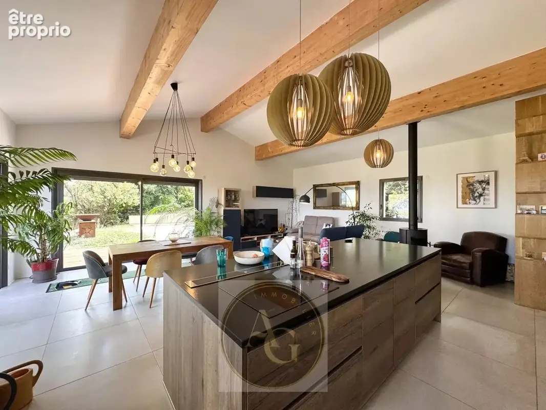 Villa T6 de 160m2 avec piscine et vue panoramique montagne noire - photo 4