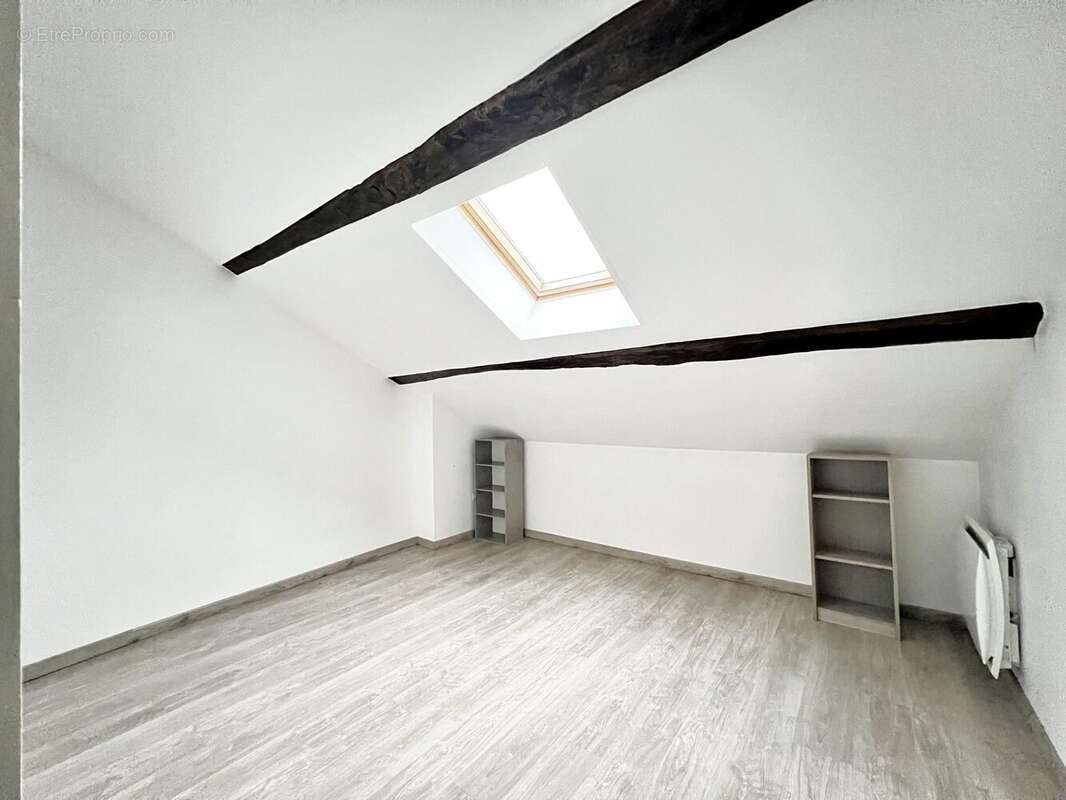 Appartement à PONT-DE-CHERUY