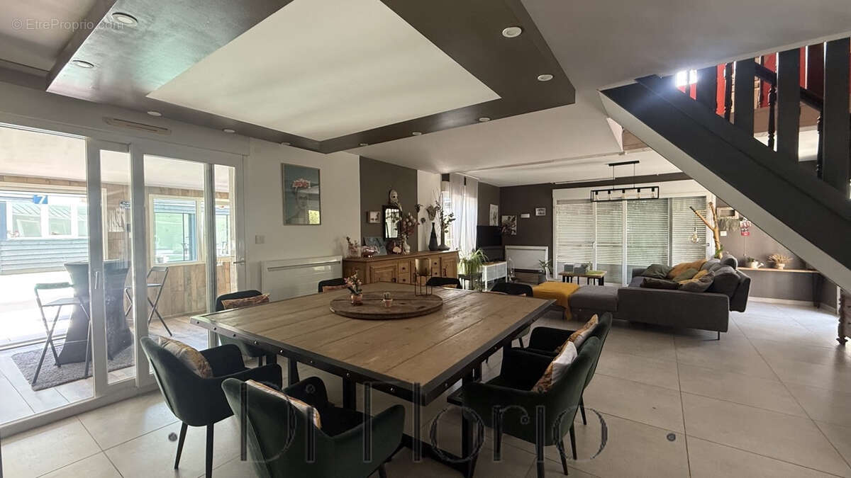 Saint-Michel-sur-Meurthe   Élégante villa de 180 m2 avec piscine - photo 5