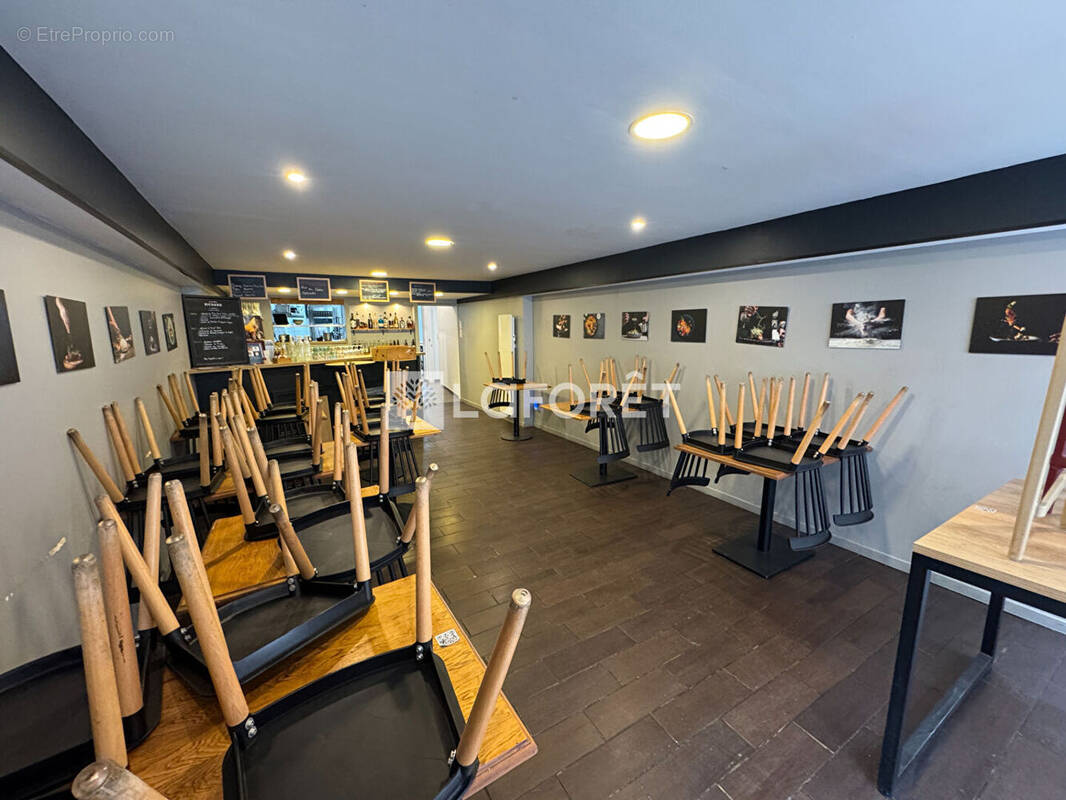 Commerce à BEAUMONT-SUR-OISE