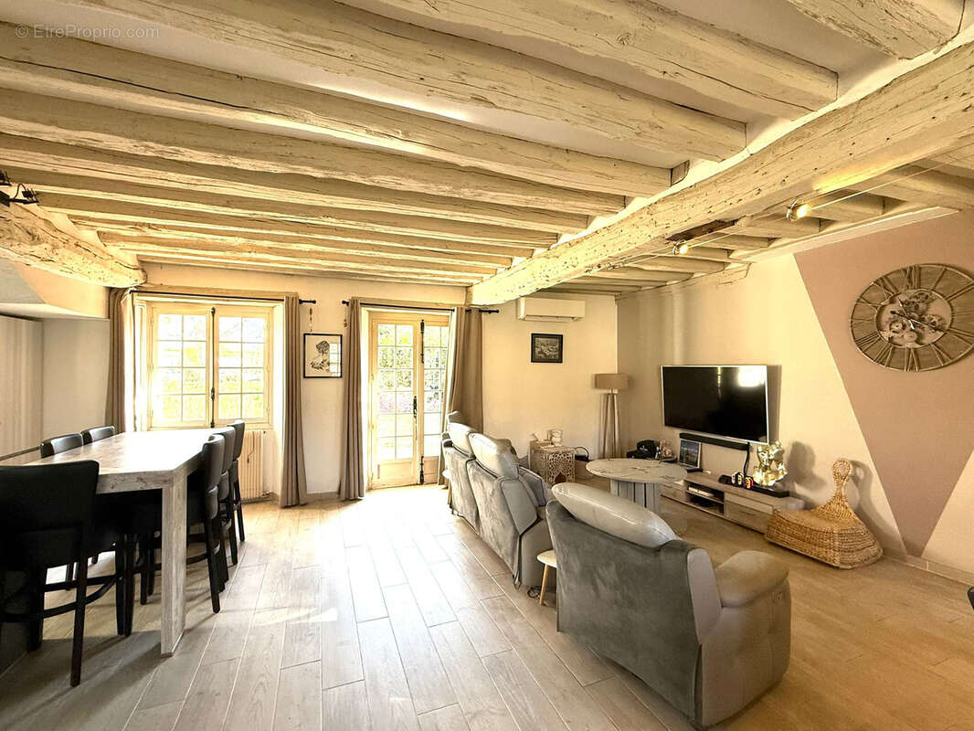Maison à MOISENAY