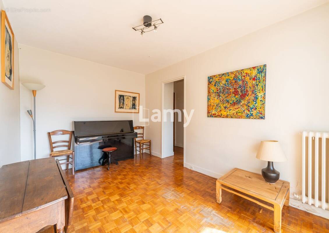 Appartement à MAISONS-ALFORT