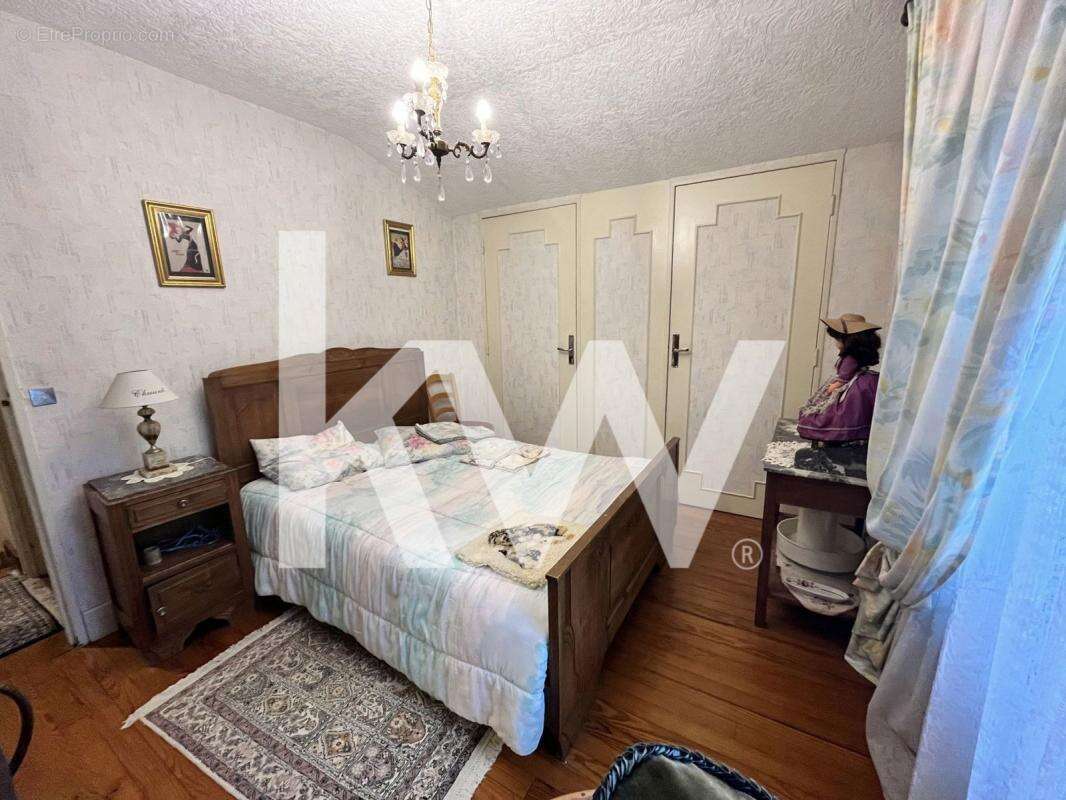 Maison à PAYRIN-AUGMONTEL