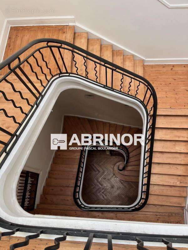 Belle demeure bourgeoise, 7 chambres, 4 salles de bains, salle de sport/jeux, bureau, garage - photo 8