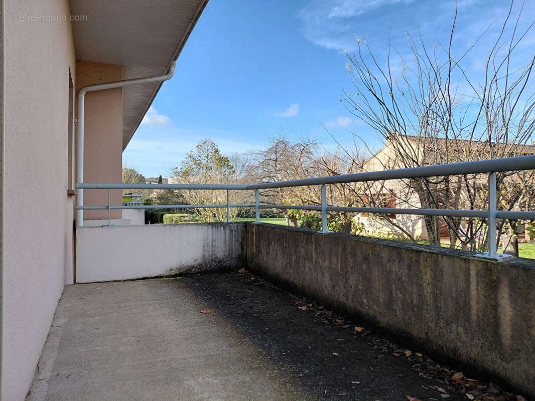 Appartement à CORNEBARRIEU