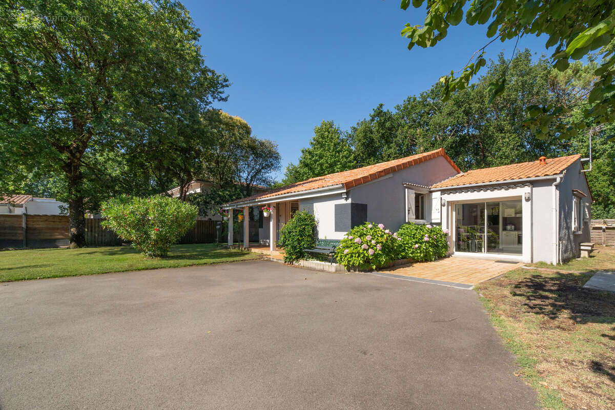 Maison à LE TEICH