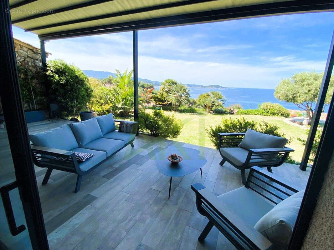 Maison 220 m² à Pietrosella  - photo 6