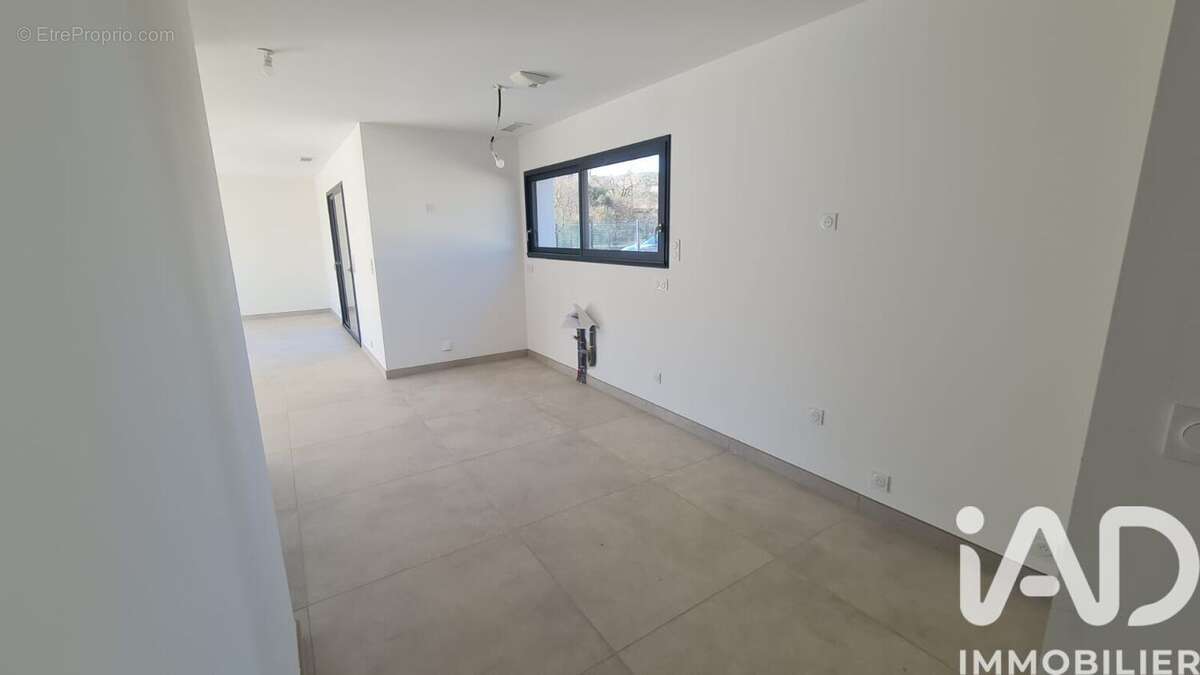 Photo 5 - Maison à SAINT-MARTIN-DE-VALGALGUES