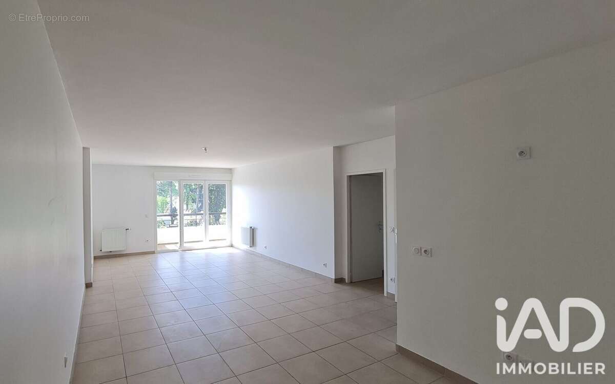 Photo 7 - Appartement à SAINTE-GENEVIEVE-DES-BOIS