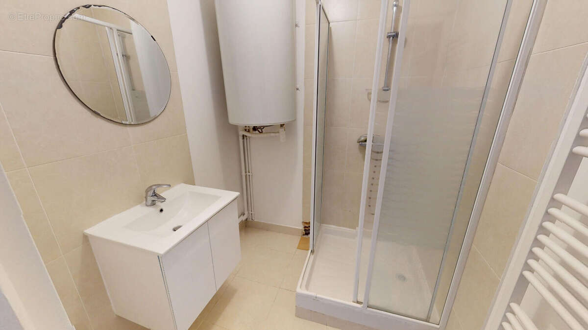 Appartement à IVRY-SUR-SEINE