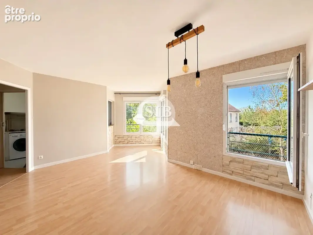Appartement 2 pièces 54 m² à vendre à Montlhery (91310) - photo 2
