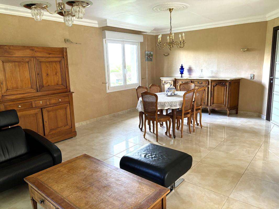 Saint-Vran Maison 5 chambres sur grand Terrain - photo 4