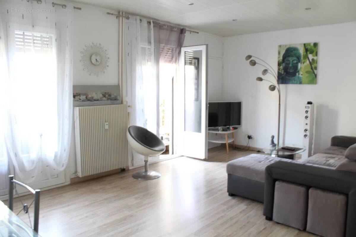 Appartement à NIMES