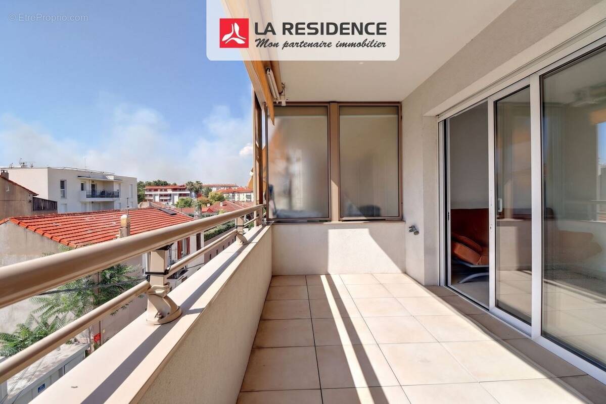 Appartement à FREJUS