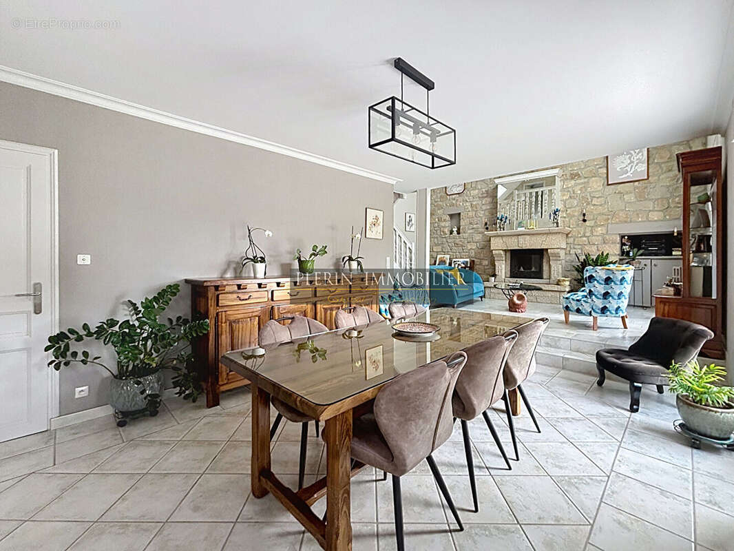 Maison 6 km de Lamballe 5 pièce(s) 170 m2 et deux dépendance - photo 7