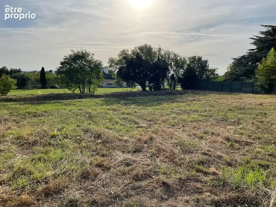 Terrain à AIMARGUES