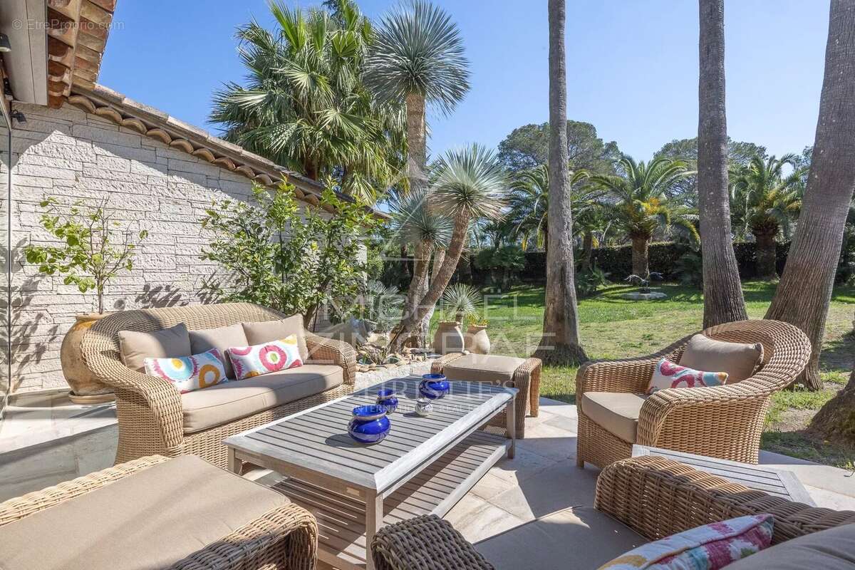 Maison à SAINT-RAPHAEL