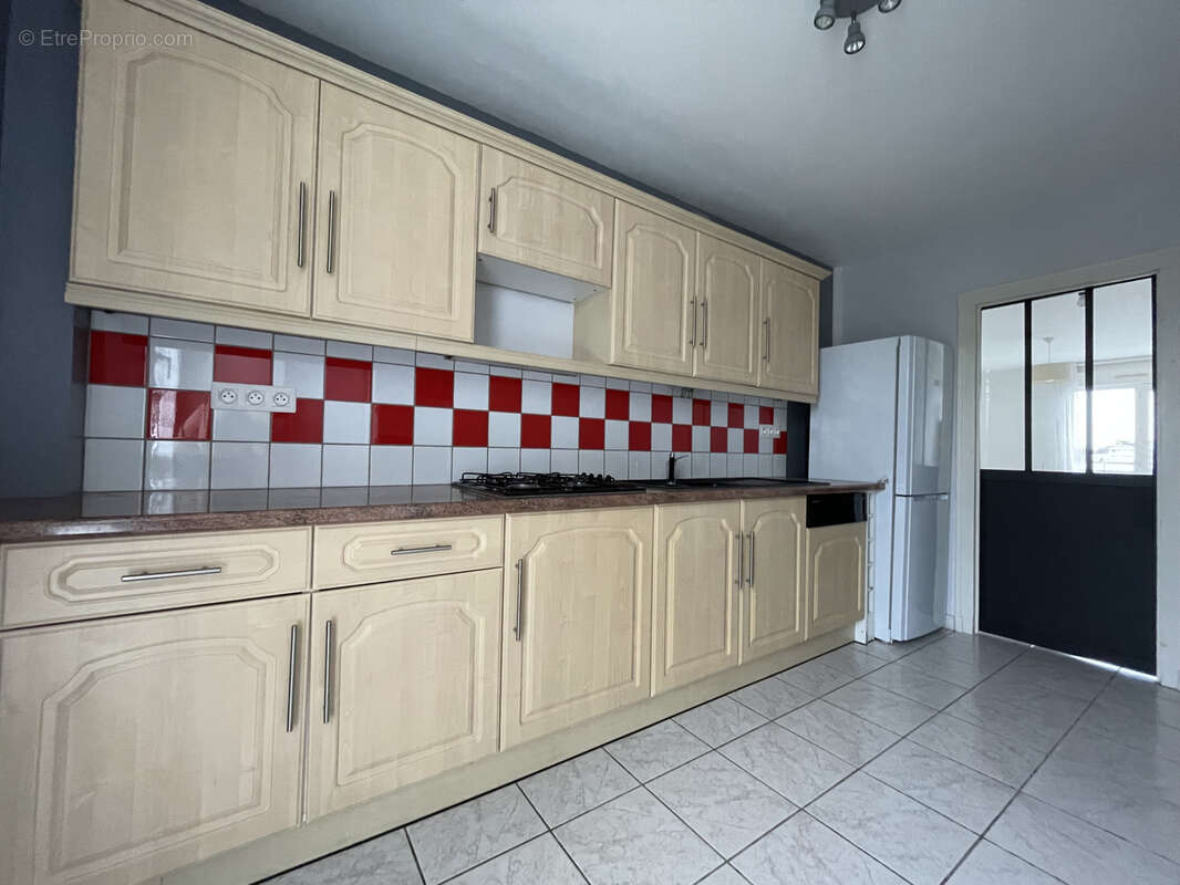 Appartement à SAINT-GEREON