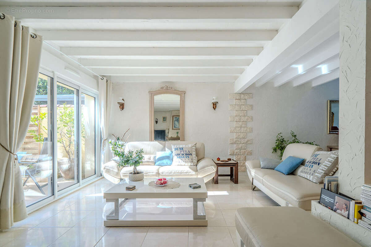 Maison à FLOIRAC