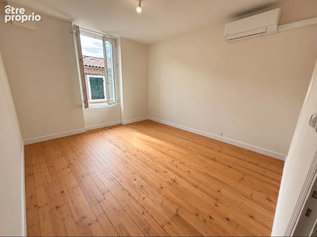Maison de rue 102 m² - 5 chambres - Garage 90 m² - Valence - photo 3