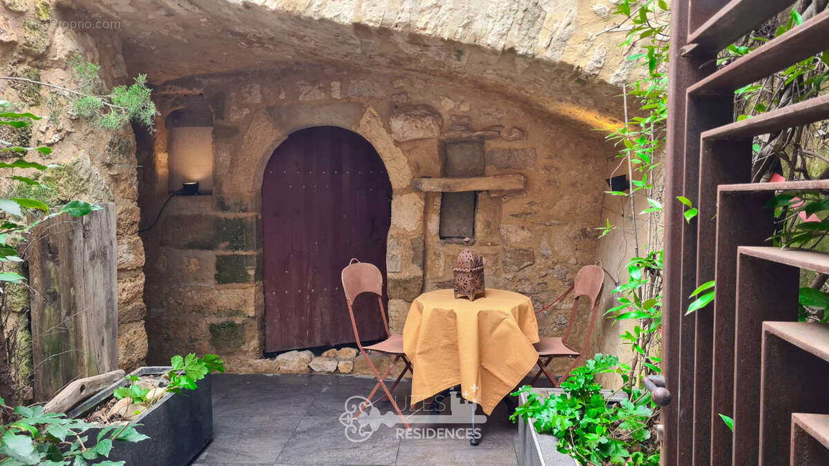Maison à UZES