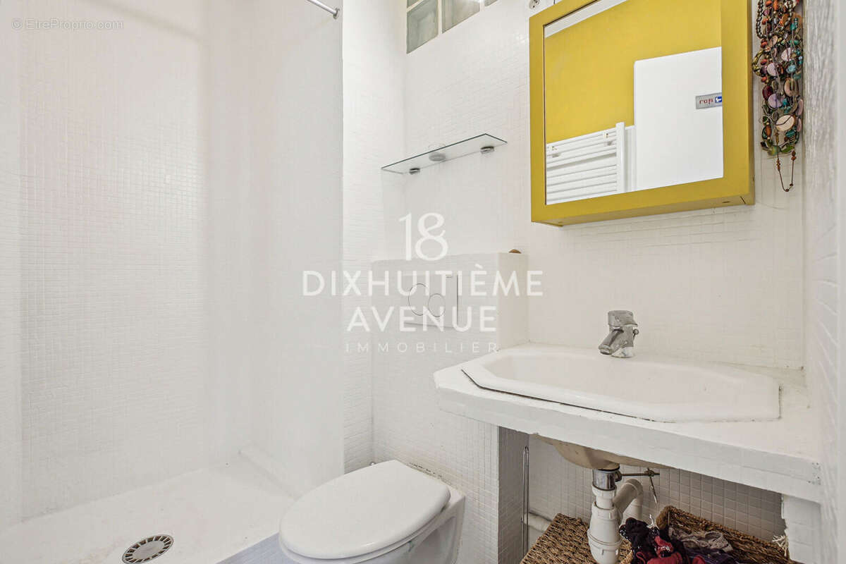 Appartement à PARIS-18E