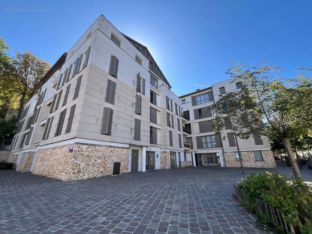 Appartement à CHAVILLE
