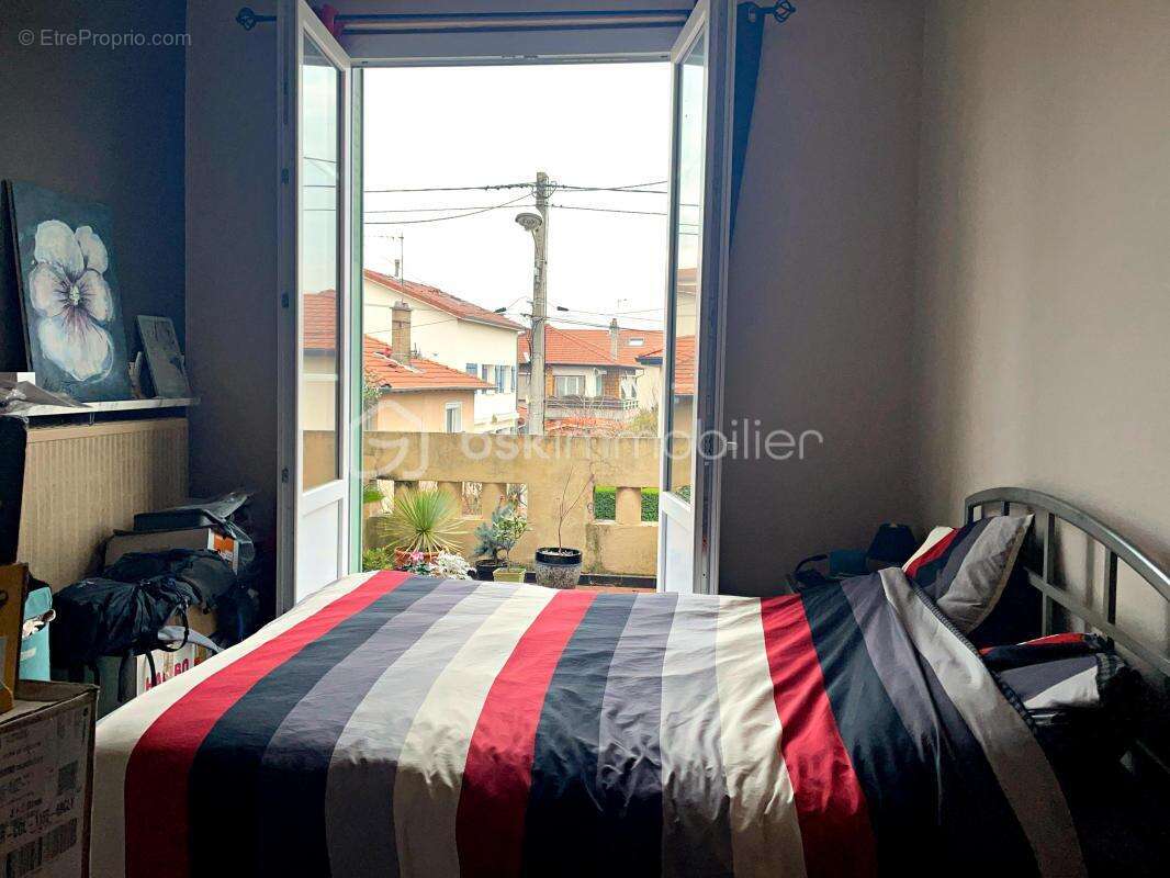 Appartement à VENISSIEUX