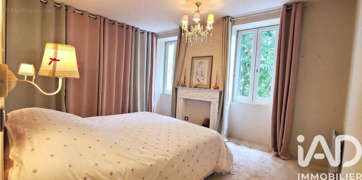 Photo 1 - Maison à MEYRANNES