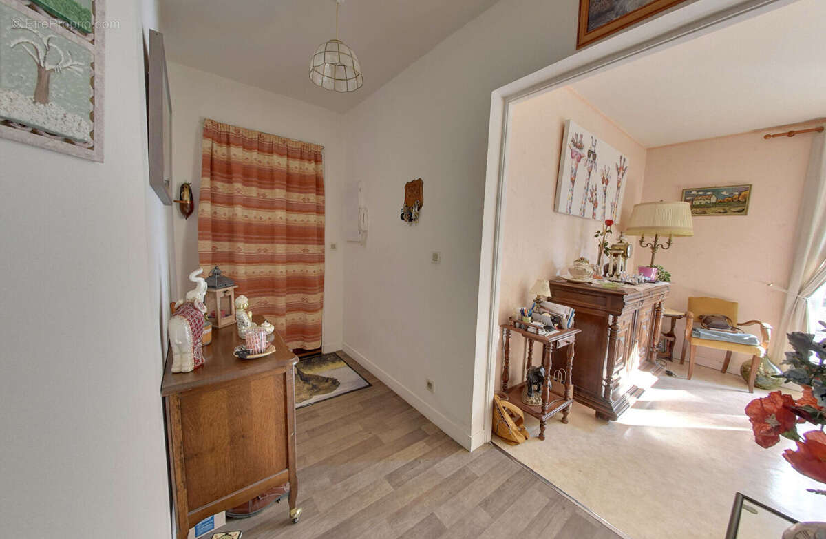 Appartement à DOURDAN