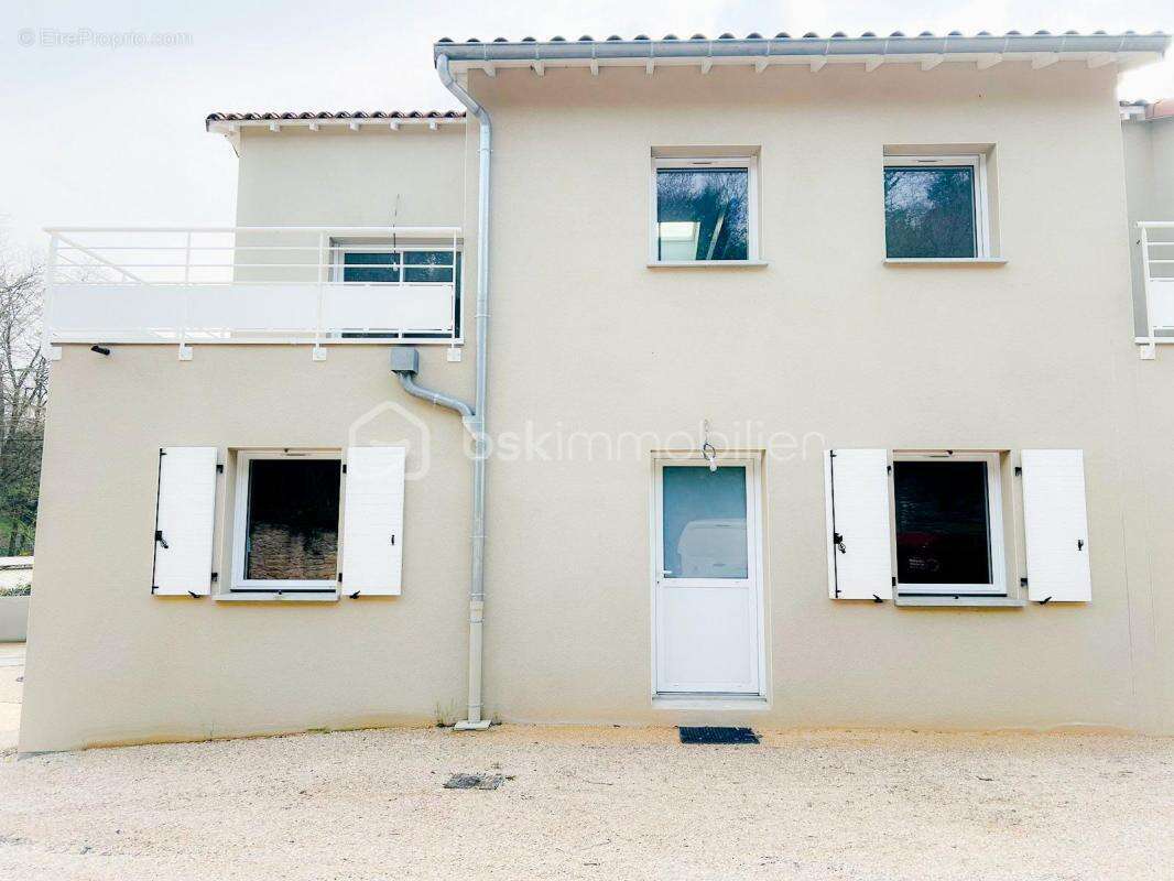 Maison à CHAMPAGNE-AU-MONT-D&#039;OR